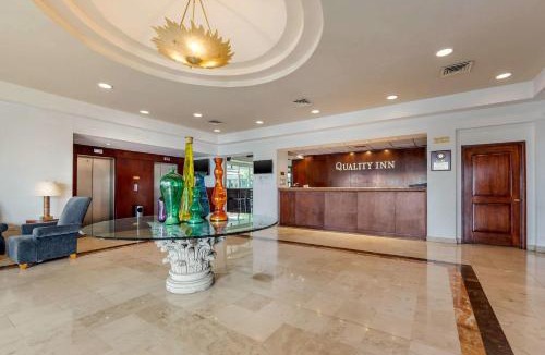 Guadalupe Hotel | Quality Inn Monterrey La Fe