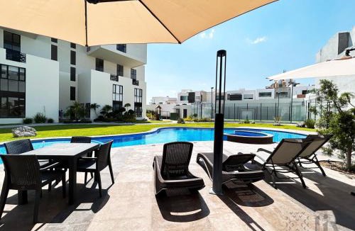 Queretaro House | Quiet Room w/bath + Top Amenities!