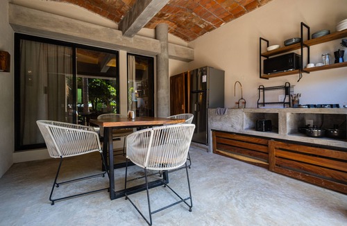 Brisas de Zicatela Hotel | Raíz Hotel Boutique