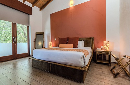 Crucero Tezoyuca Hotel | Radisson Hotel Cuernavaca