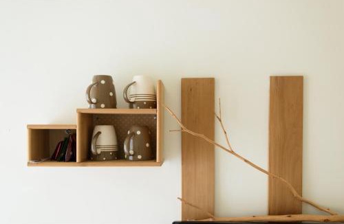 Jiji House | Rainbow Field House