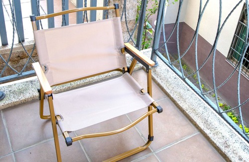 Jiji Bed & Breakfast | Rainbow Field House