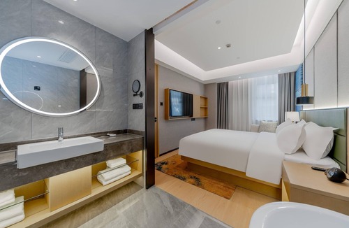 Pudong Hotel | Ramada by Wyndham Shanghai Pudong