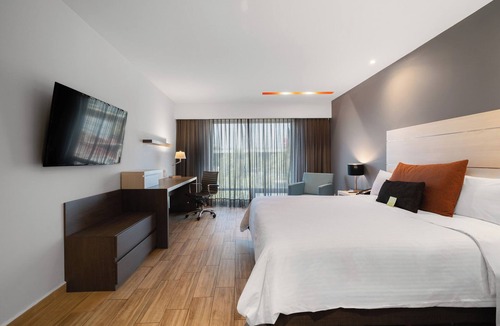 Tlalnepantla de Baz Hotel | Real Inn Perinorte