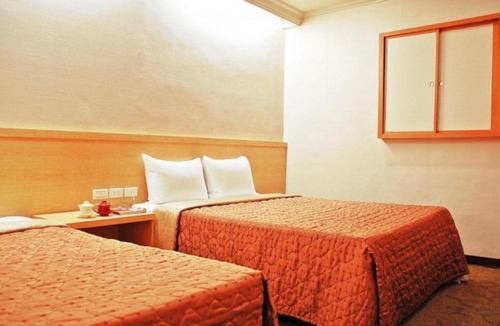 Ximending Hotel | Red Cabin Inn