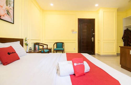 Linh Trung IEPZ Hotel | RedDoorz Phuong Thuy Hotel Thu Duc near QL13