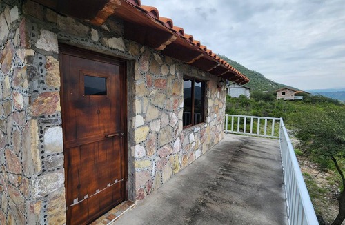Ixmiquilpan Cabin | Refugio del Silencio Cabin, Ixmiquilpan