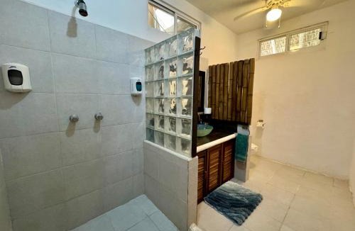 San Agustinillo House | Refugio tropical con alberca, WIFI Starlink y vista al mar