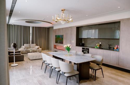 Hoa Hai Villa | Regal Victoria Villa Luxury BT5-8