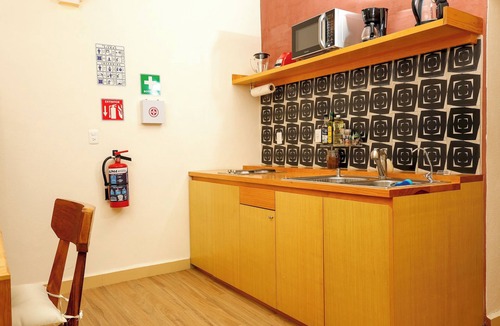 Calzada Madero Condo | REGIONES - VALLES · Comfort Stay for 3 Near Zócalo