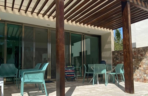 Dzemul House | Relájate en esta escapada única y tranquila.
