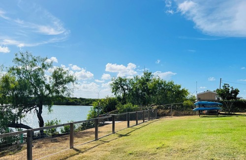 Rio Hondo House | Relax at the Arroyo Casita #2 with Private Dock