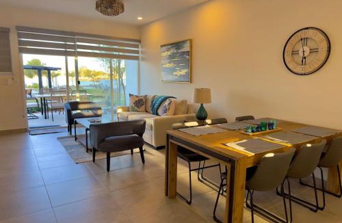 La Choya House | Relaxing Family Spot. Pool, Lagoon, Beach Walk B6