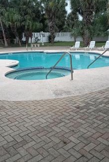 Edinburg House | Relaxing golf course retreat