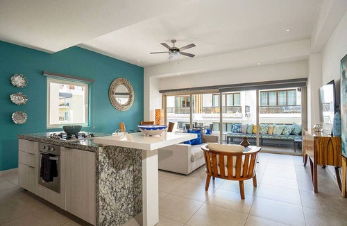 Emiliano Zapata Condo | Relaxing Oasis in Zenith – Pool, Gym, and More!