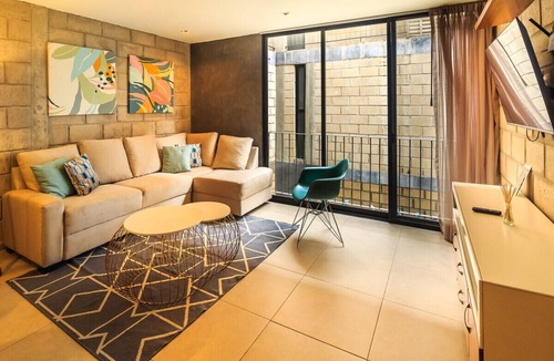 Downtown Guadalajara Apartment | Relaxing Private Loft w/Gym & Coworking | 1 BD | Tribu Colón