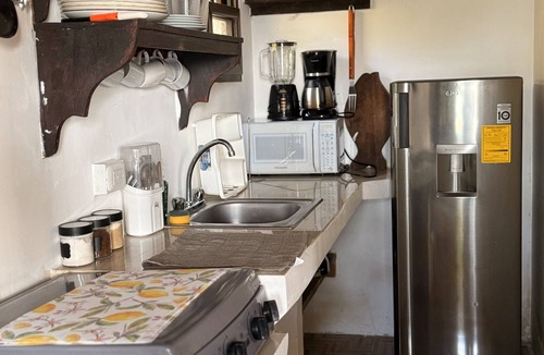 Flores Villa | Remote Work Paradise | Nature + Fast WiFi | Villa Tayasal | Near Tikal, Airport