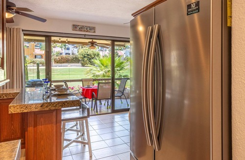 Campo de Golf Fonatur Condo | Renovated | Golf Views | 3 Pools | Near Beach