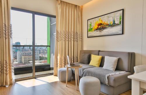 Tan Binh Hotel | Republic Airport Residences - Next to Holiday Inn