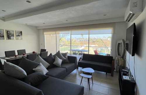 Puente del Mar Apartment | Residencial Familiar con Jacuzzi Exclusivo y Playa Privada!