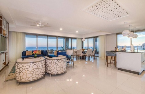 Puerto Juarez Resort | Resort with 3 bedrooms ocean front and AC in delightful Cancún