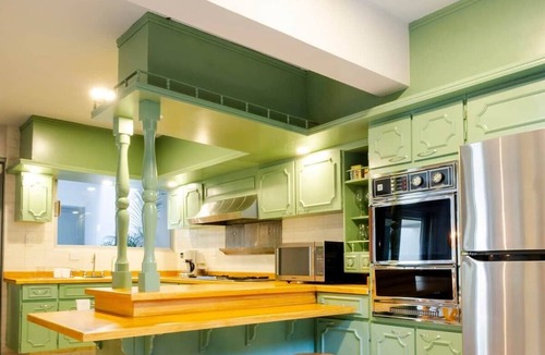 Luis Jimenez Figueroa House | Restored 4BR, Shared Pool & Gym — Historic Oaxaca, Sleeps 14