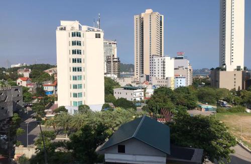 Bai Chay House | Retro Homestay Hạ Long