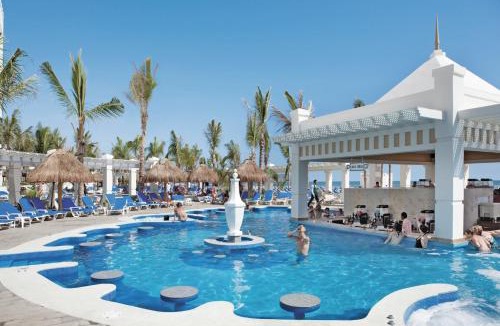 Cerritos Resort | Riu Emerald Bay - All Inclusive