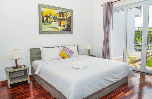Cam Thanh Villa | RIVERFRONT VILLA 8BEDROOM