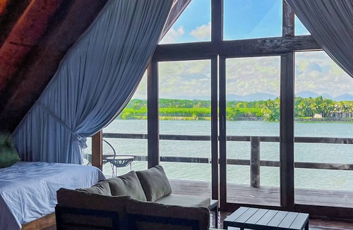 Ursulo Galvan Hotel | Riverside Hotel Chachalacas