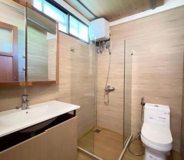 Hoi An Apartment | Riverside Retreat with Pool, 10 min to Old Town