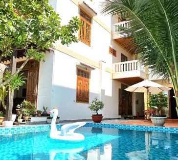 Cam An House | Riverside Sunset Homestay