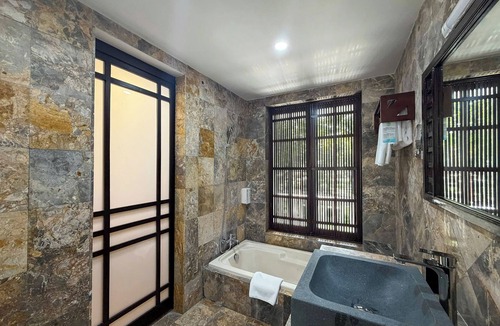 Dien Duong Hotel | RMH Le Belhamy Beach Resort.