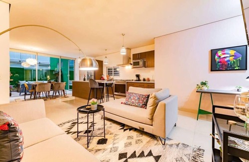 Colonia Roma Apartment | Roma Norte Penthouse with Rooftop Terrace
