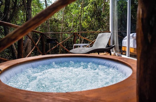 Akumal Cabin | Romantic Getaway in the Jungle with AC