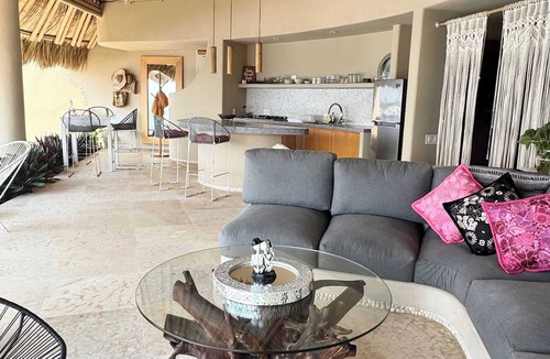 Troncones Apartment | Romantic Mediterranean Escape by the Sea