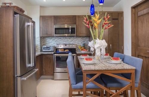 Romantic Zone Condo | ROMANTIC ZONE LUXURY CONDO