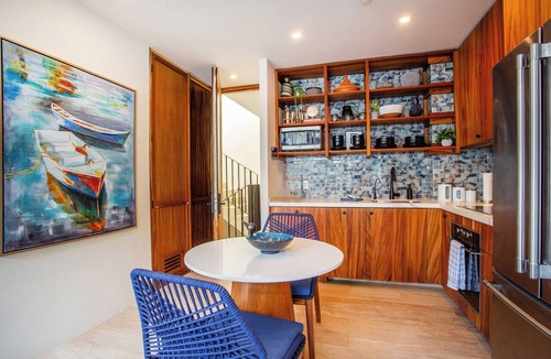 Romantic Zone Condo | Romantic Zone Penthouse w/Ocean Views