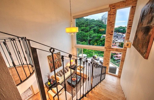 Romantic Zone Villa | ROMANTICA ZONE! CLICK HERE! VILLA&CAR! Map distance off. Villa is in Old Town!