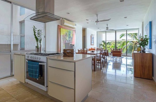 Merida Municipality Condo | Rooftop Pool Condo in Mérida Near Plazas
