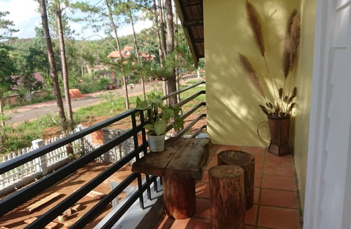 Kon Plong House | Room 2 - La Maison Homestay Mang Den