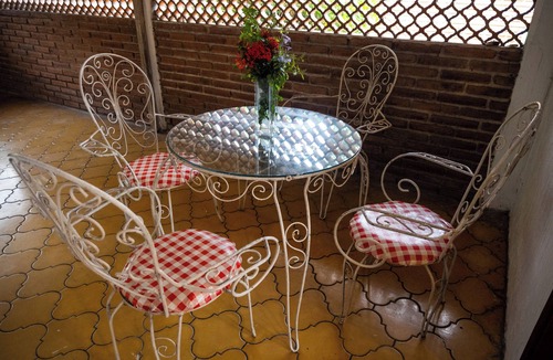 Colima House | Room Camino Real, with private parking, ideal for couples.