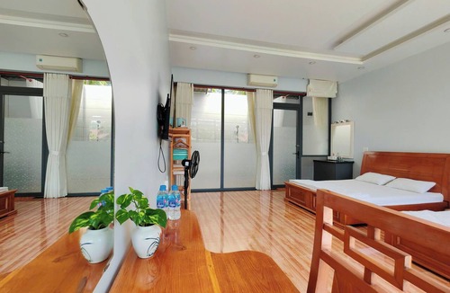 Cho Lach Resort | Rooster Mekong Resort
