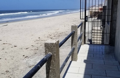 La Joya Apartment | Rosarito Beach Bunkhouse: King Bed, Wi-Fi, TV, Surf, Sleeps 5+