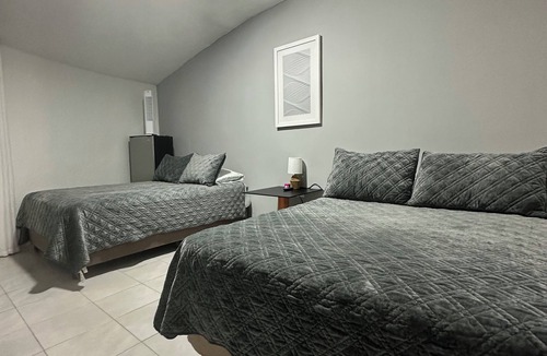 Centro Playas House | Rosarito By The Sea
