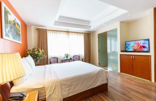 Little Japan Hotel | Roseland Corp Hotel