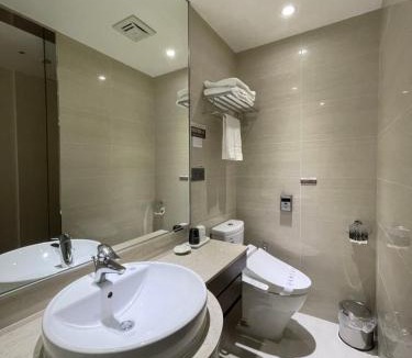 Fengshan District Hotel | Royal Gold Hotel