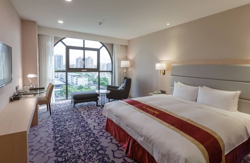 Fengshan District Hotel | Royal Gold Hotel