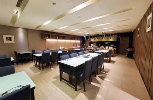 East District Hotel | Royal Guest Hotel