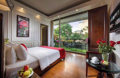 Hang Trong Hotel | Royal Palace Hotel 3